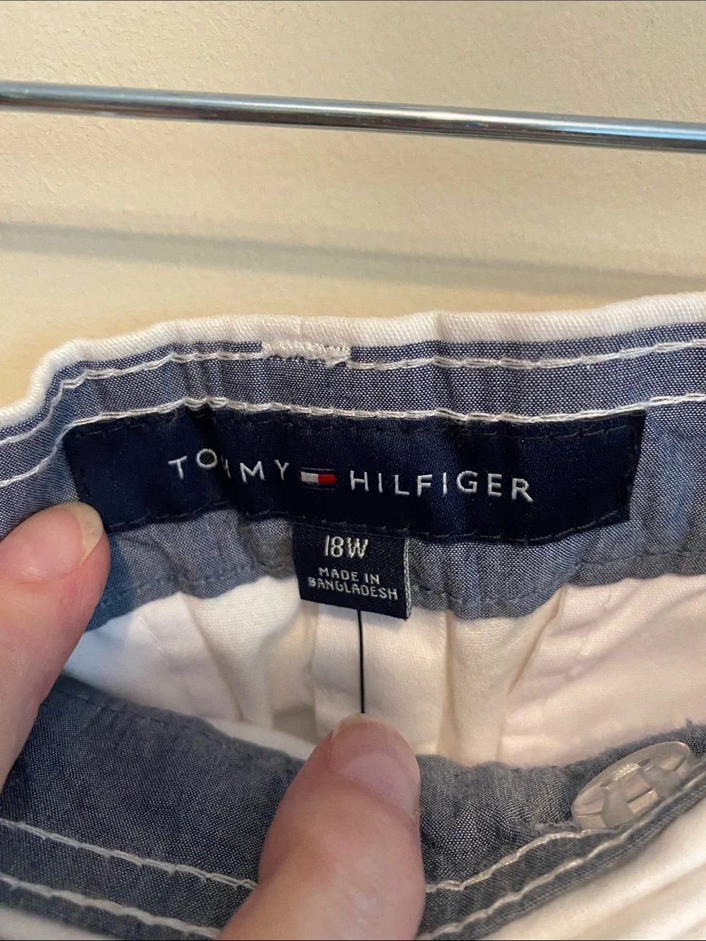 NWT Tommy Hilfiger Classic White Women's Shorts Size 18W Retail $70 - Picture 4 of 7